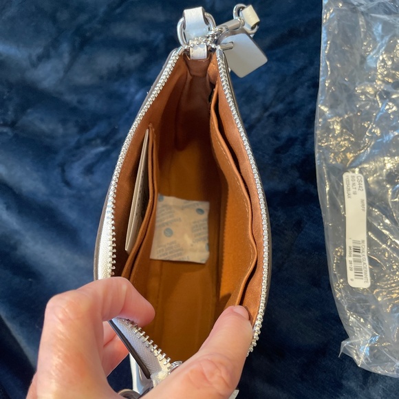 NWOT Coach Nolita 19 Signature Canvas Wristlet Glacier White Silver Hardware - Picture 8 of 12